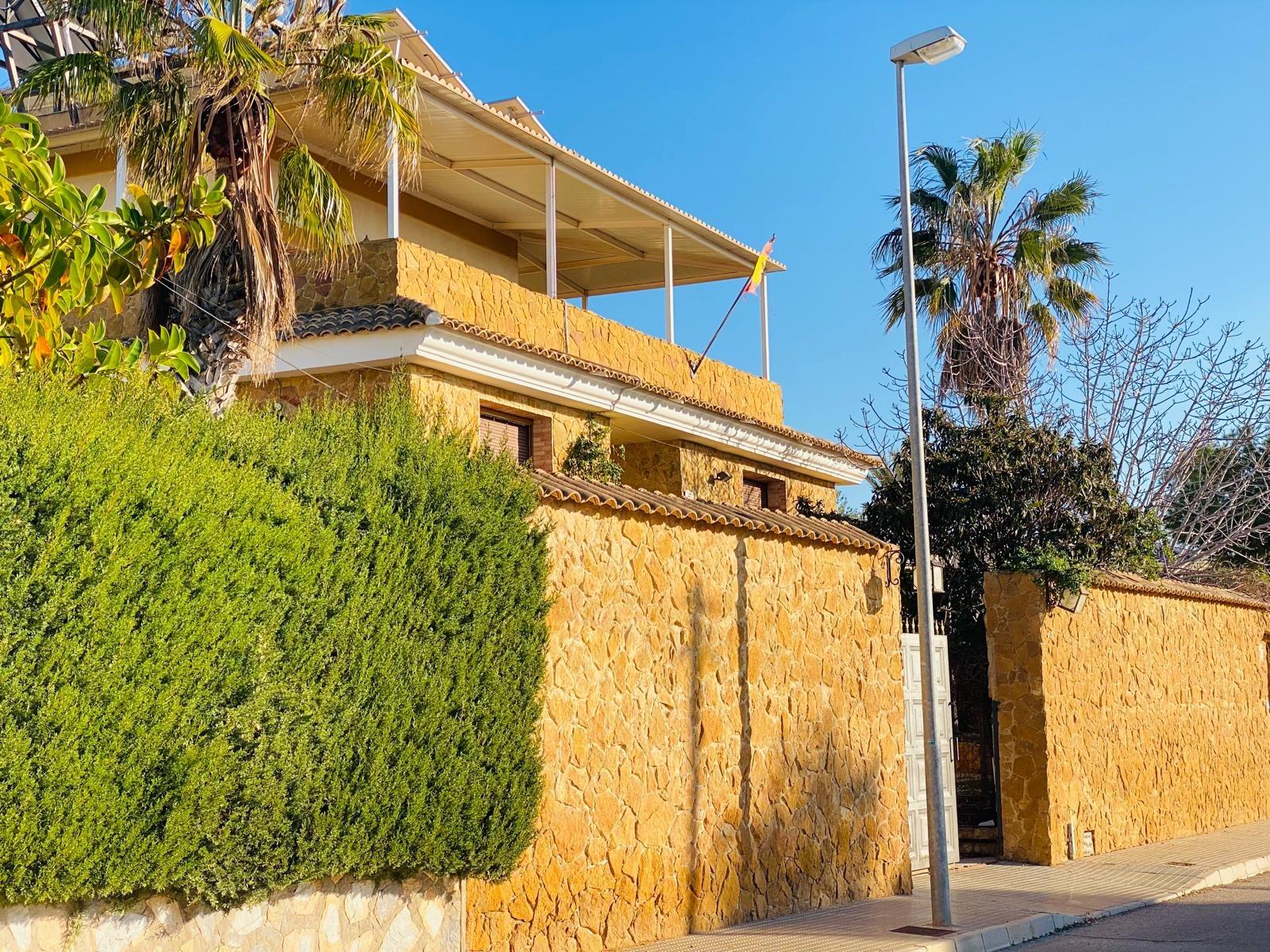 Villa for sale in Orihuela Costa, Alicante, Spain