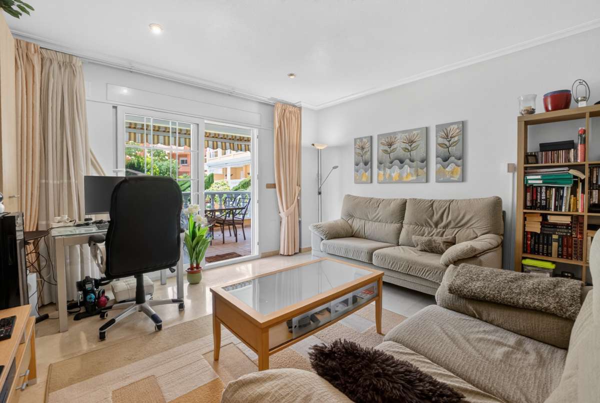 Apartment for sale in Cabo Roig, Alicante, Spain