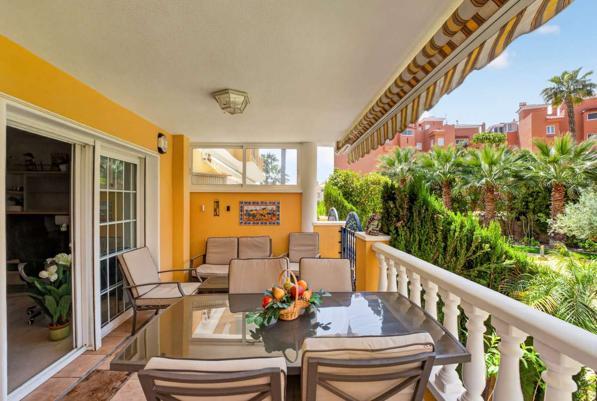 Apartment for sale in Cabo Roig, Alicante, Spain