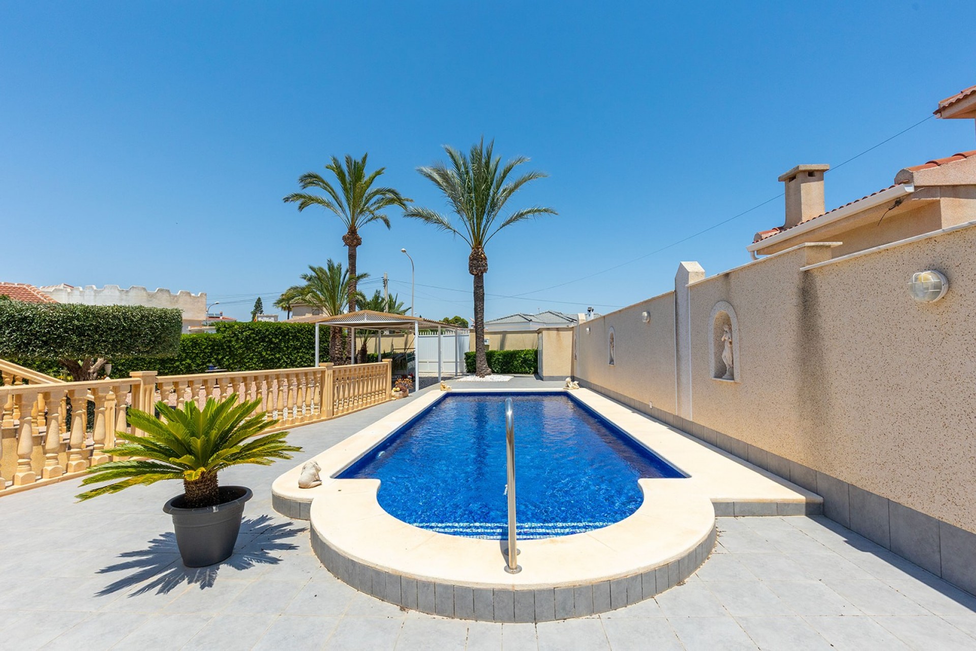 Villa for sale in Ciudad Quesada, Alicante, Spain