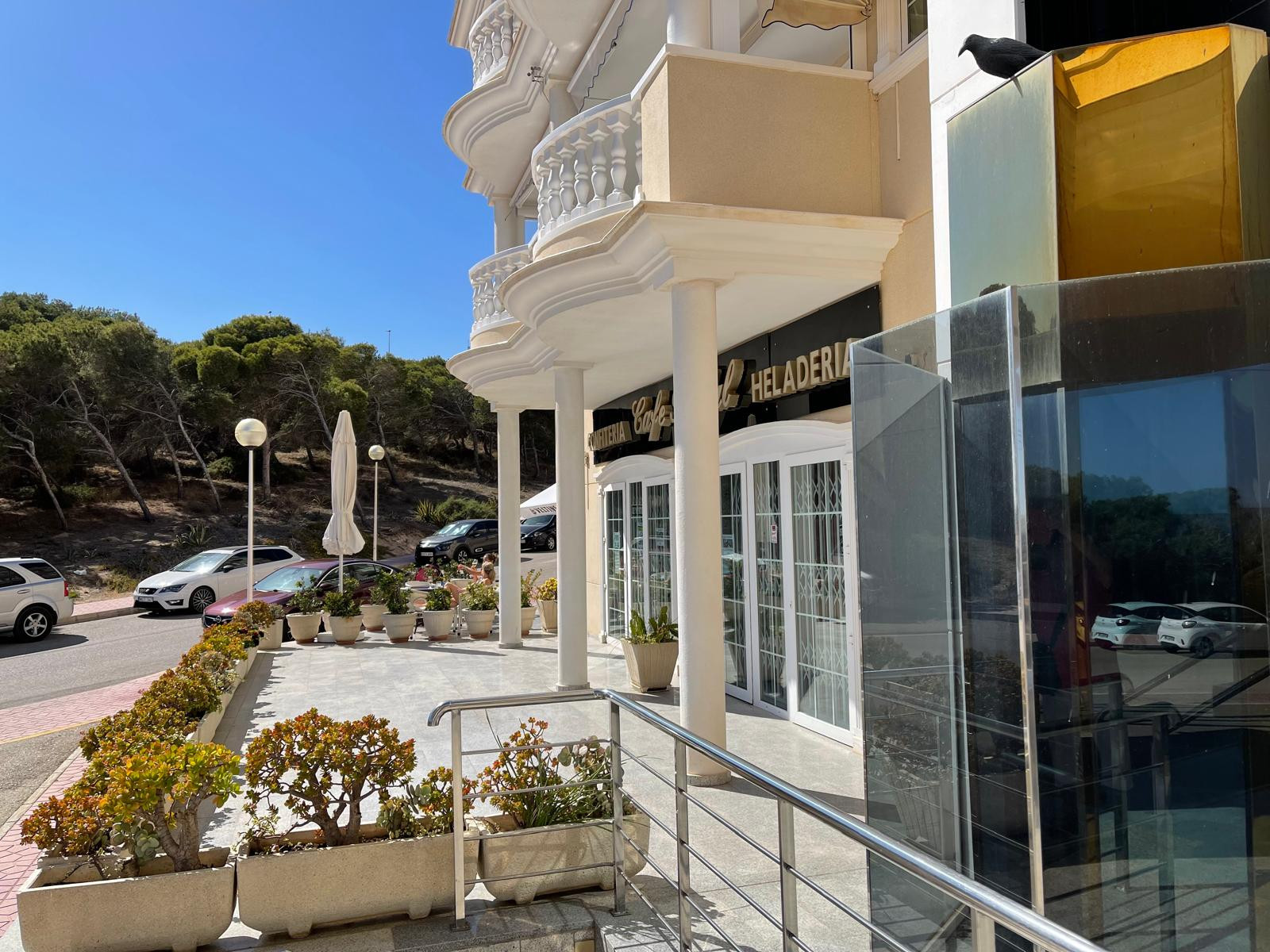 Commercial unit for sale in Guardamar Del Segura, Alicante, Spain