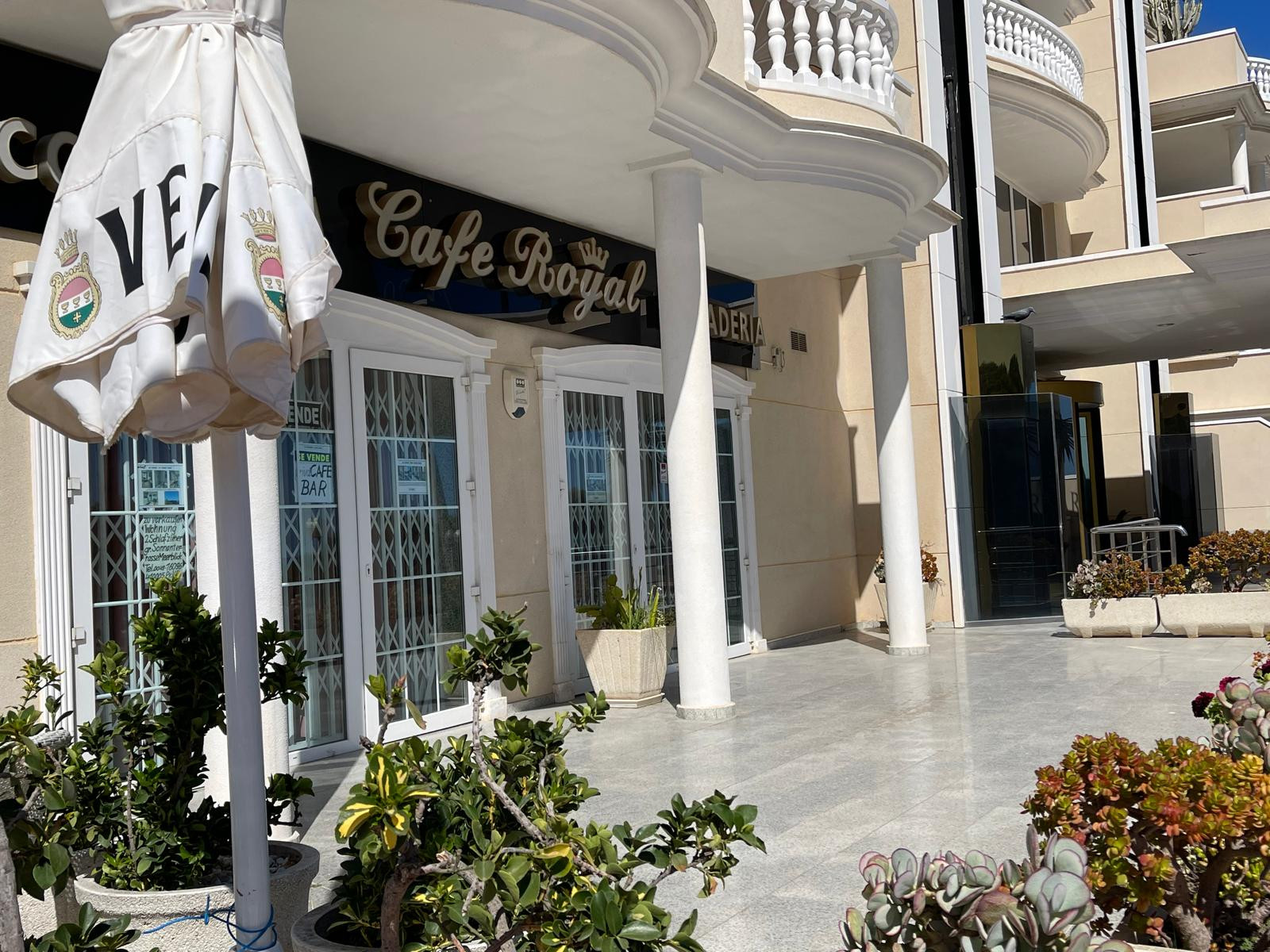 Commercial unit for sale in Guardamar Del Segura, Alicante, Spain