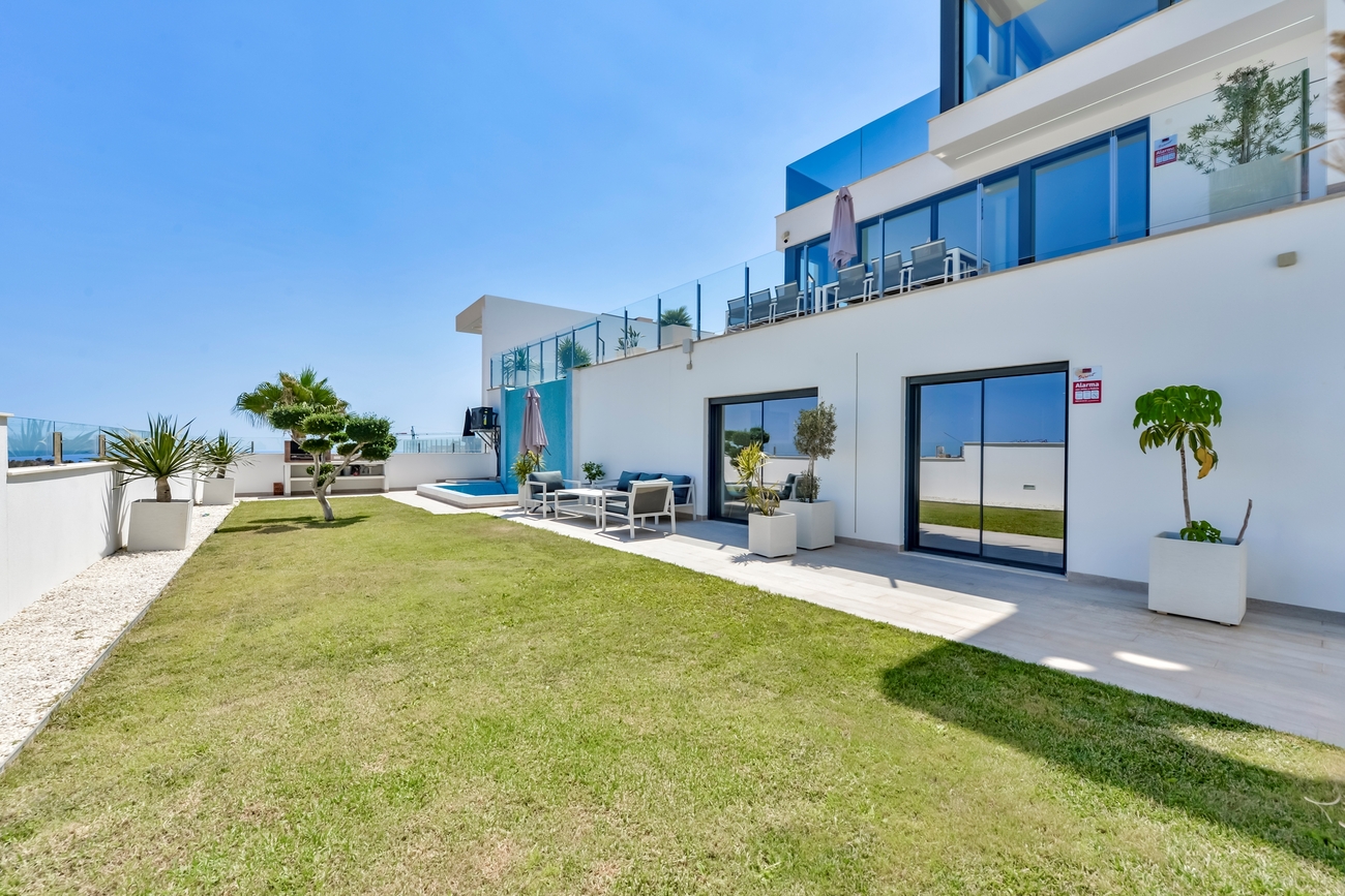 Villa for sale in Finestrat, Alicante, Spain