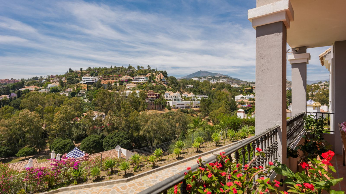 Villa for sale in Marbella, Málaga, Spain