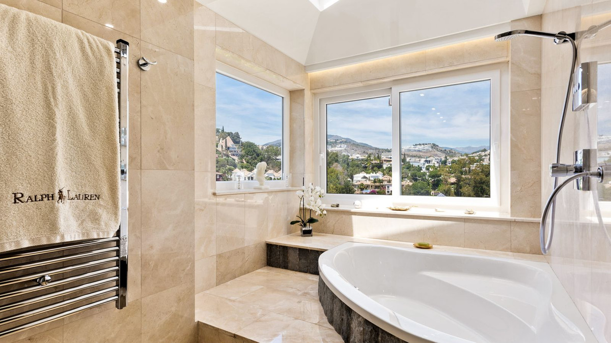 Villa for sale in Marbella, Málaga, Spain