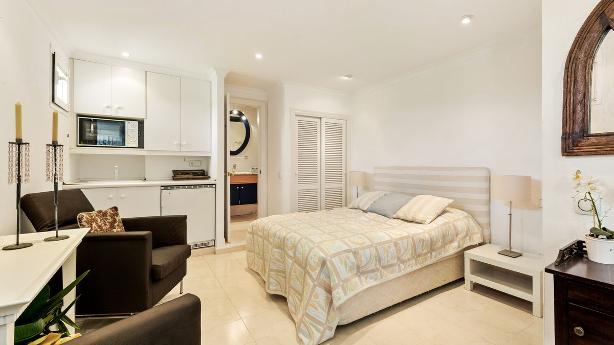 Villa for sale in Marbella, Málaga, Spain
