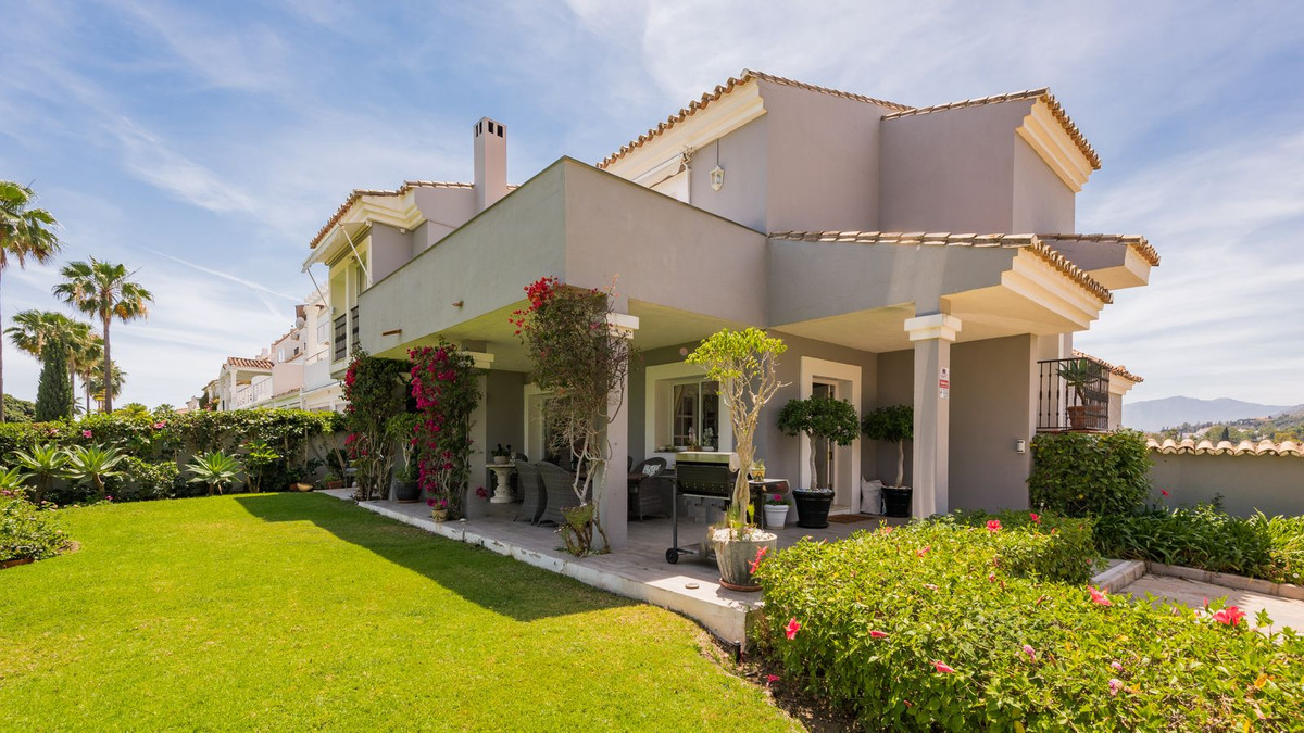 Villa for sale in Marbella, Málaga, Spain