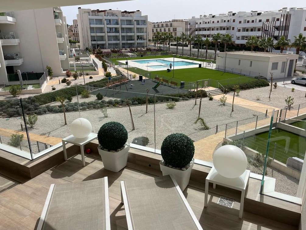 Piso en venta en Villamartin