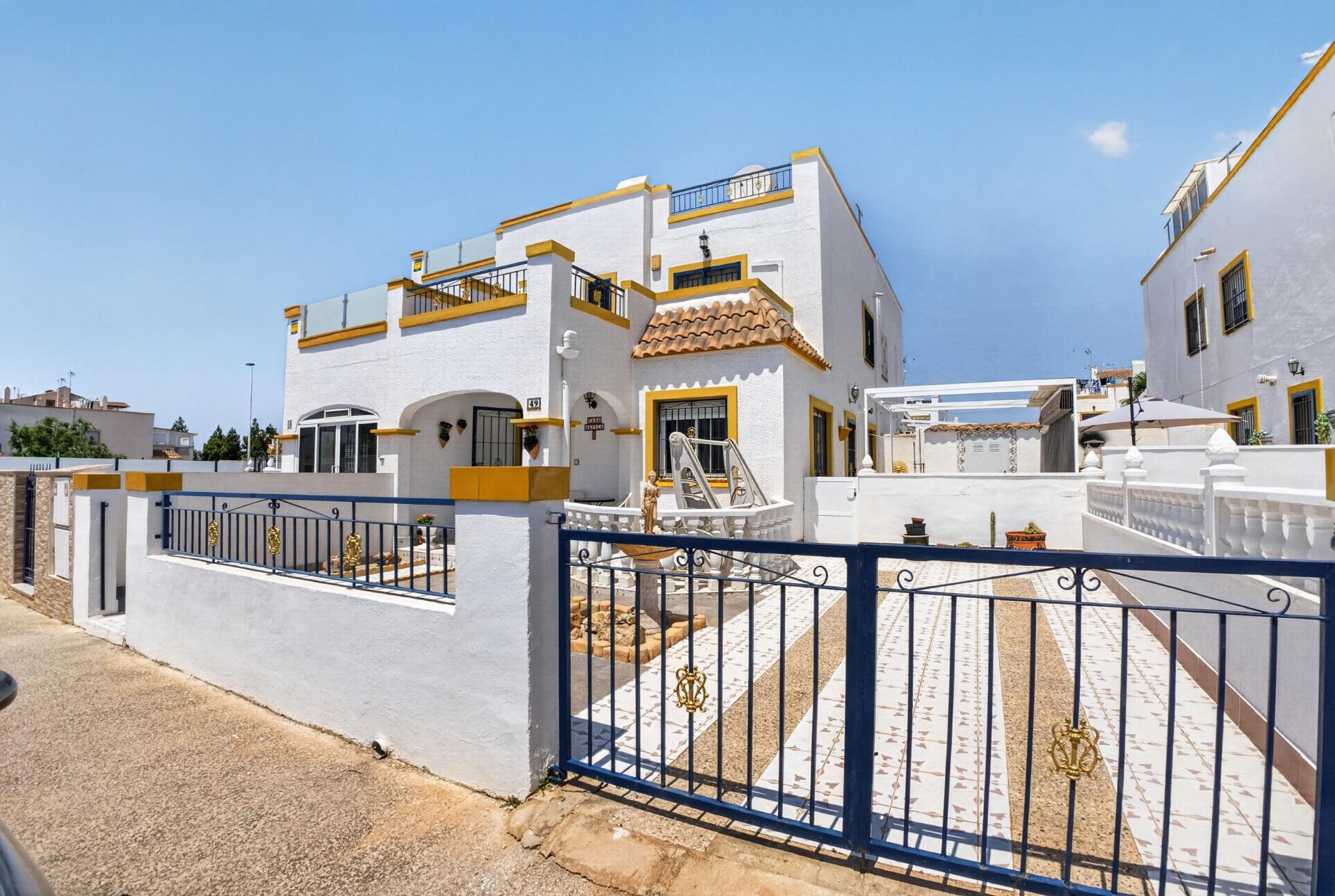 Duplex for sale in Torrevieja, Alicante, Spain
