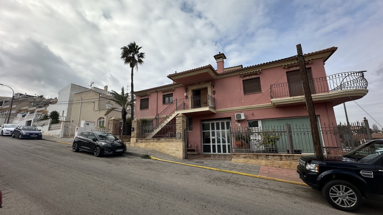 Town House for sale in San Miguel De Salinas, Alicante, Spain