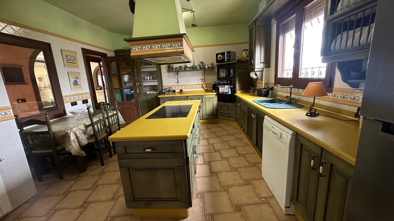 Town House for sale in San Miguel De Salinas, Alicante, Spain