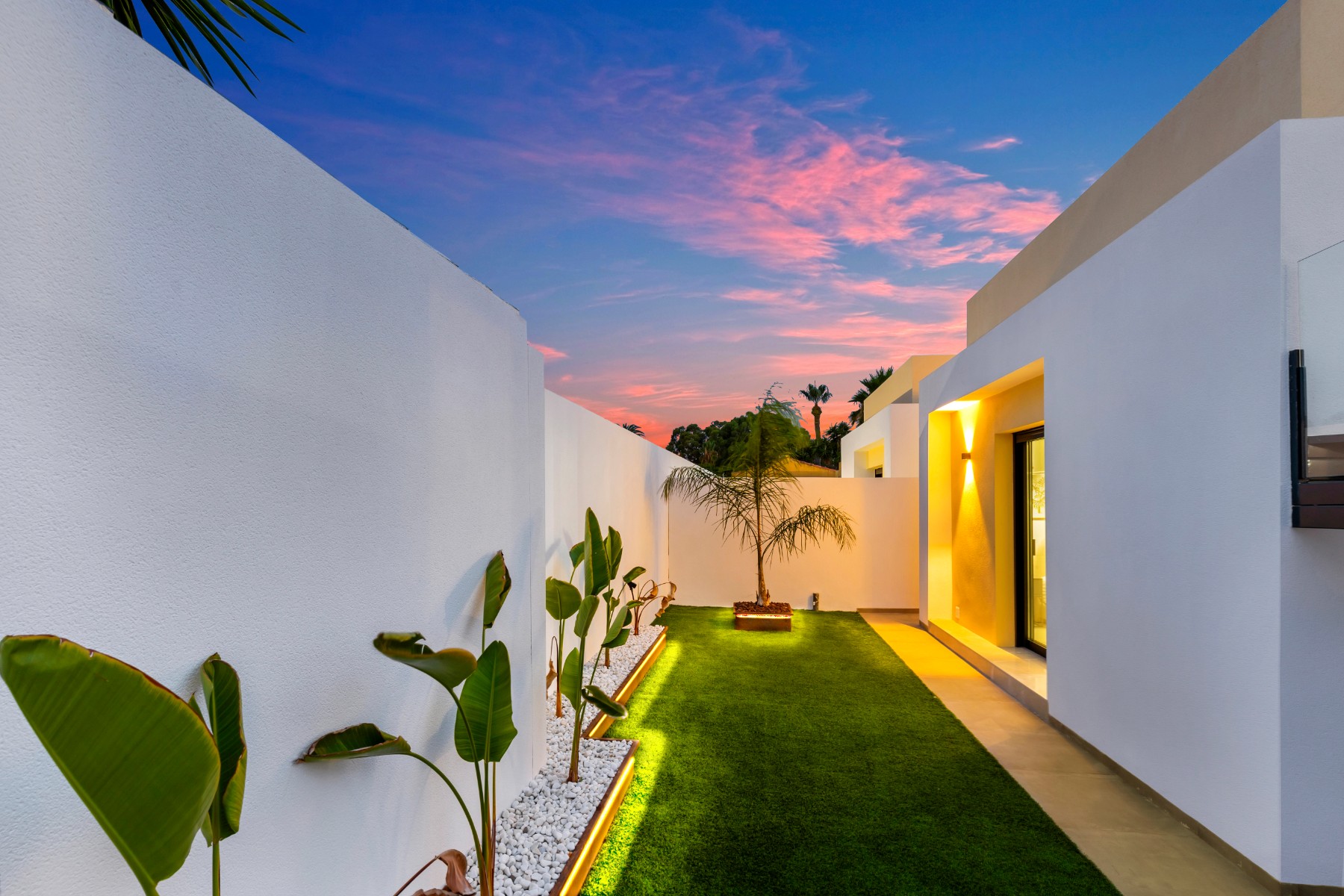 Villa for sale in El Chaparral, Alicante, Spain