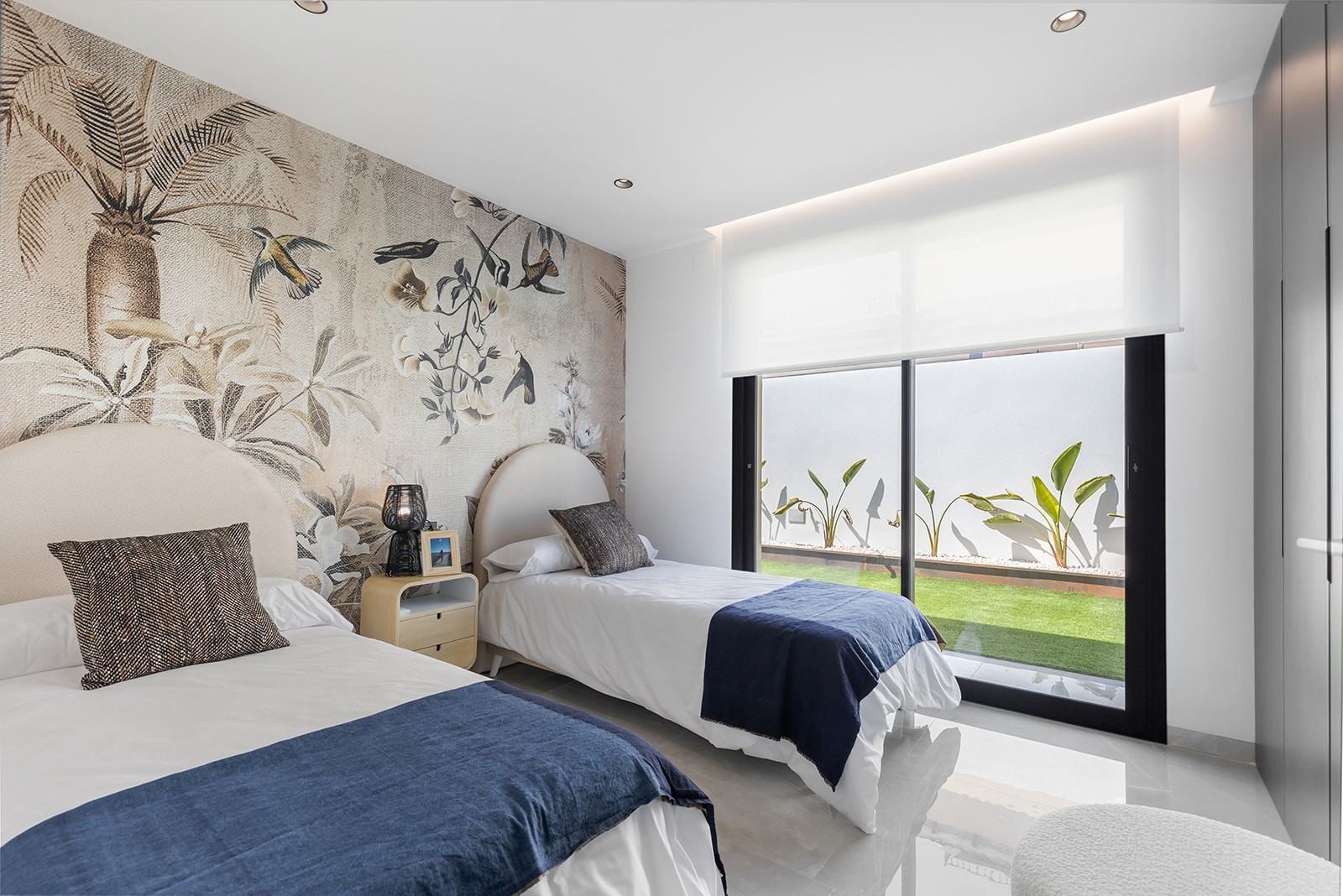 Villa for sale in El Chaparral, Alicante, Spain