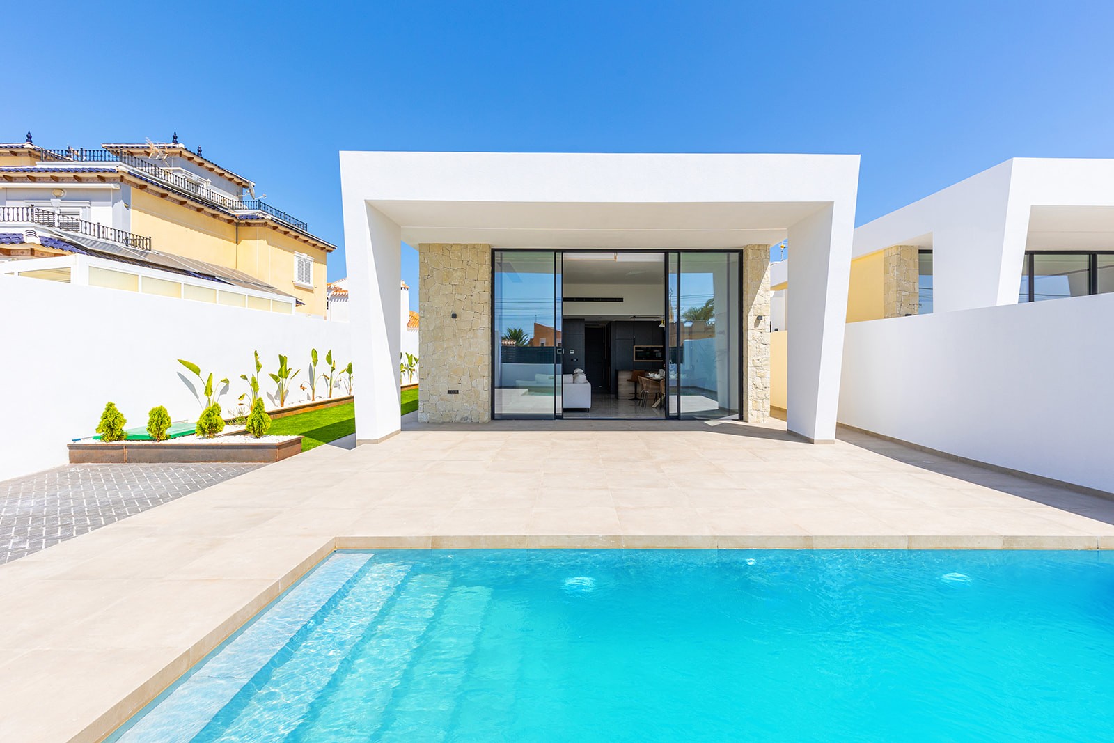 Villa for sale in El Chaparral, Alicante, Spain