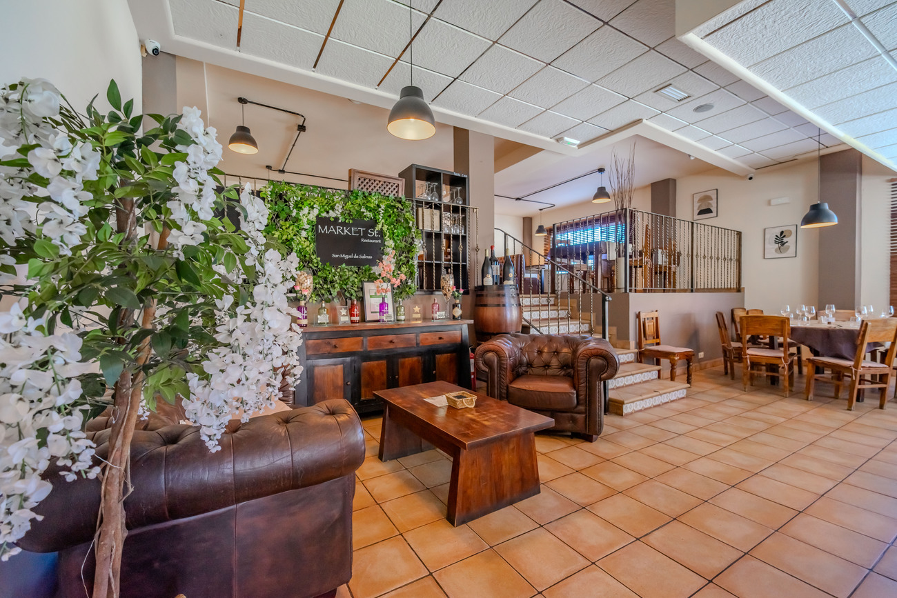 Comercial en venta en San Miguel De Salinas