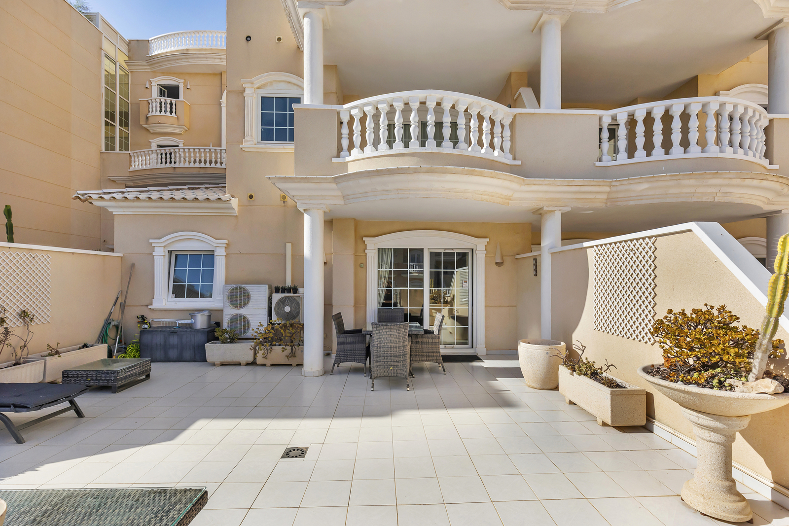 Apartment for sale in Guardamar Del Segura, Alicante, Spain