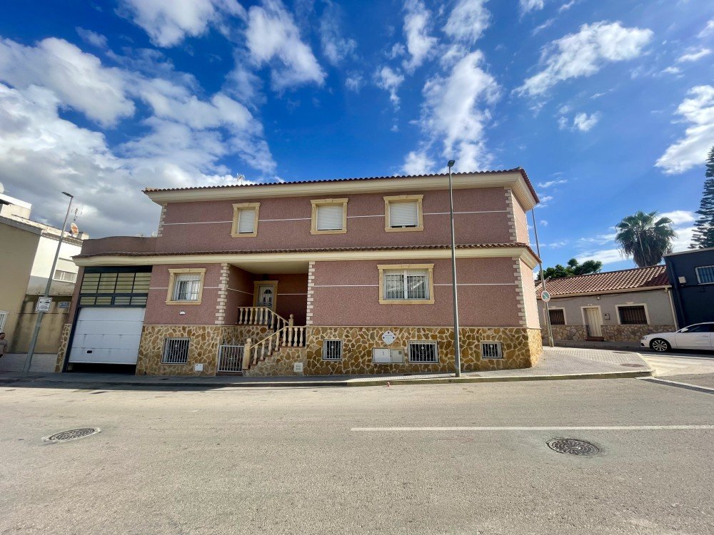 Villa en venta en Formentera Del Segura