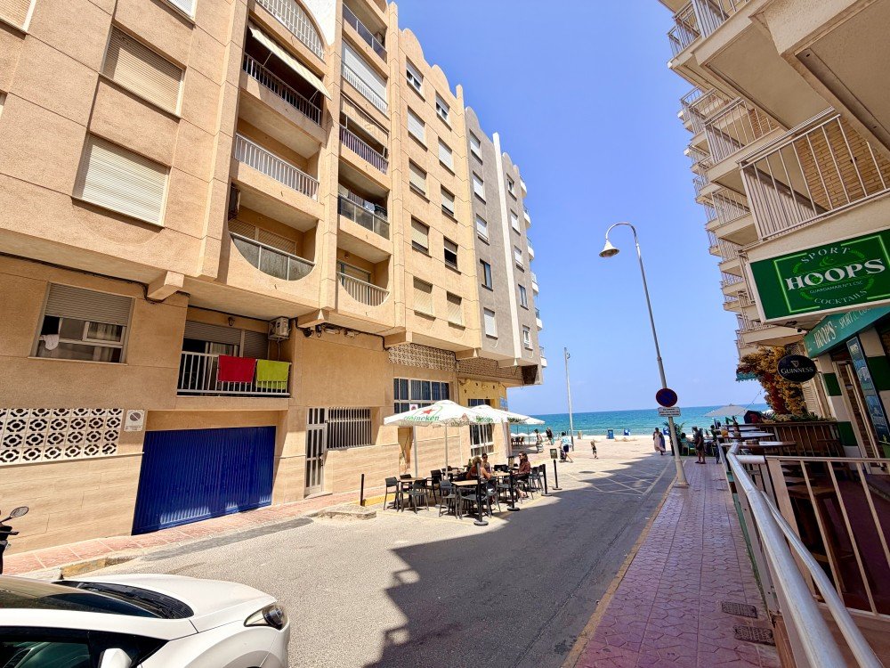 Apartment for sale in Guardamar Del Segura, Alicante, Spain