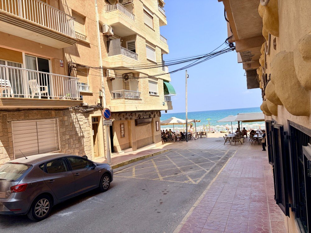 Apartment for sale in Guardamar Del Segura, Alicante, Spain