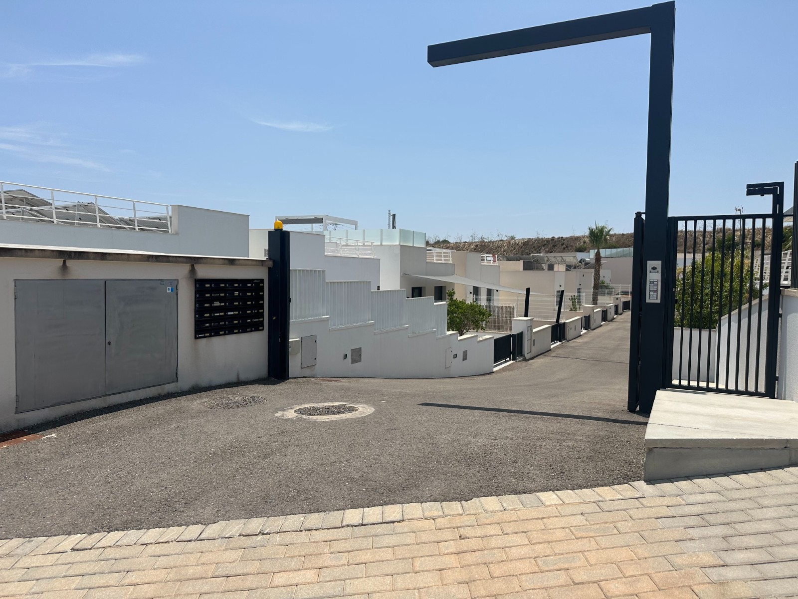 Villa for sale in San Miguel De Salinas, Alicante, Spain