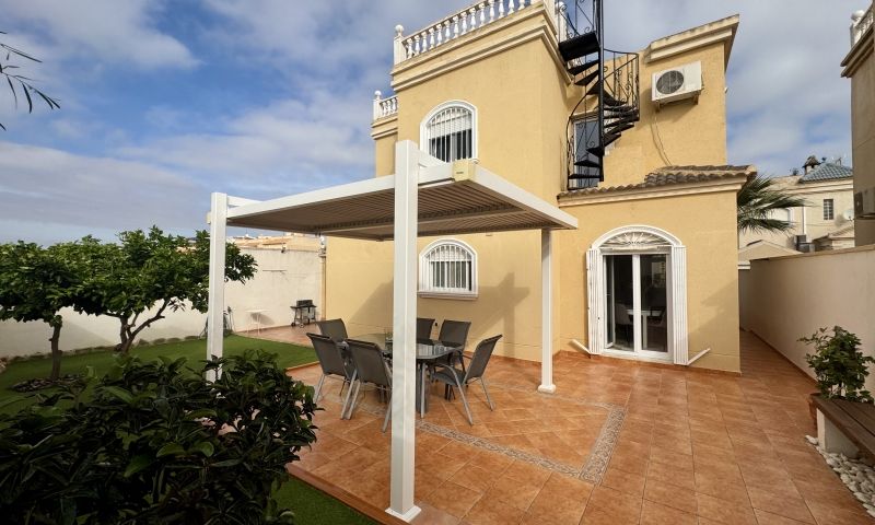 Villa for sale in Torrevieja, Alicante, Spain