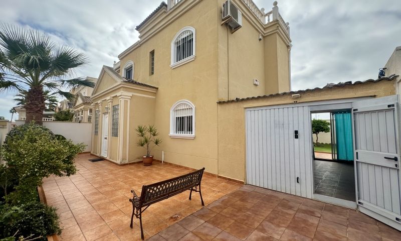Villa for sale in Torrevieja, Alicante, Spain