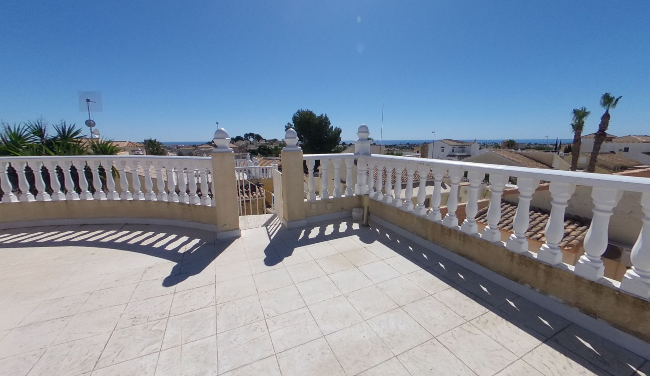 Villa en venta en Villamartin