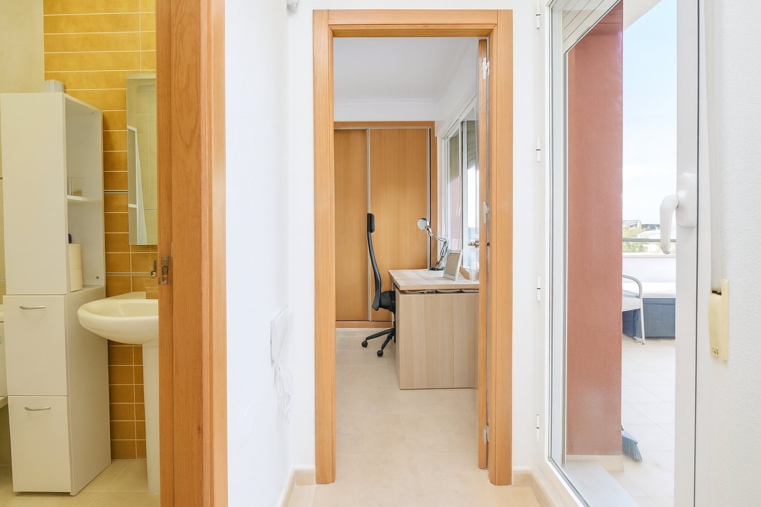 Villa en venta en Algorfa