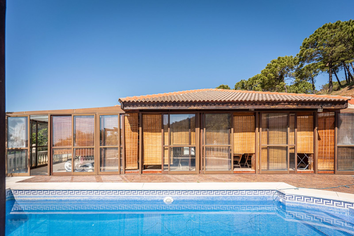 Finca en venta en Estepona