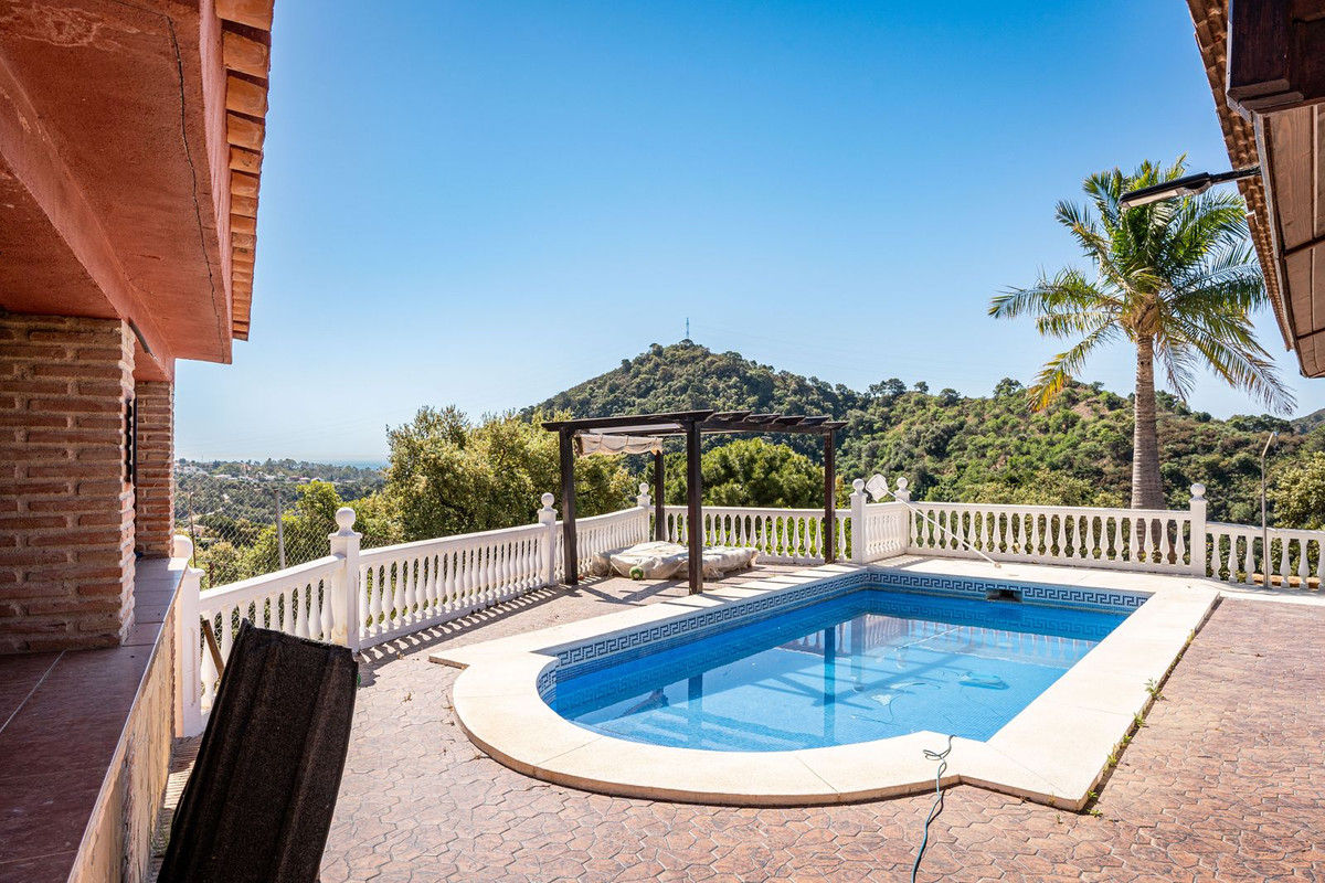Finca en venta en Estepona