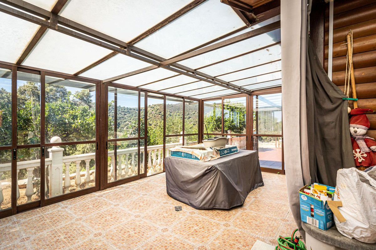 Finca en venta en Estepona