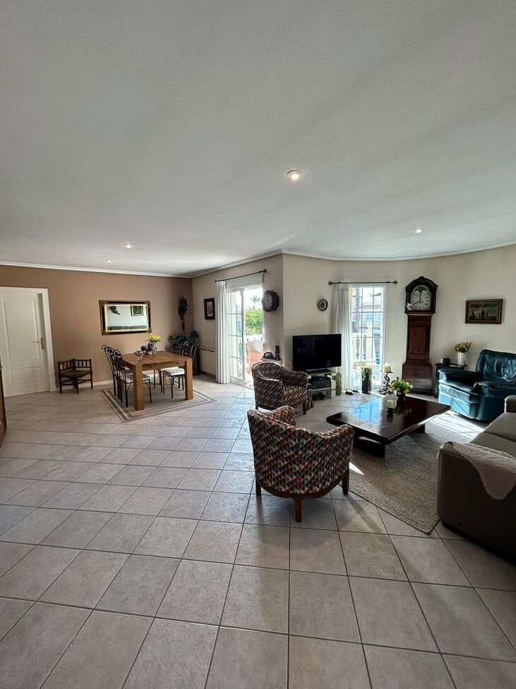 Villa for sale in Torrevieja, Alicante, Spain