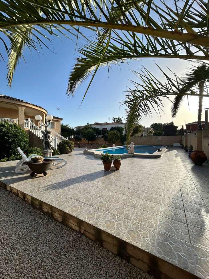 Villa for sale in Torrevieja, Alicante, Spain