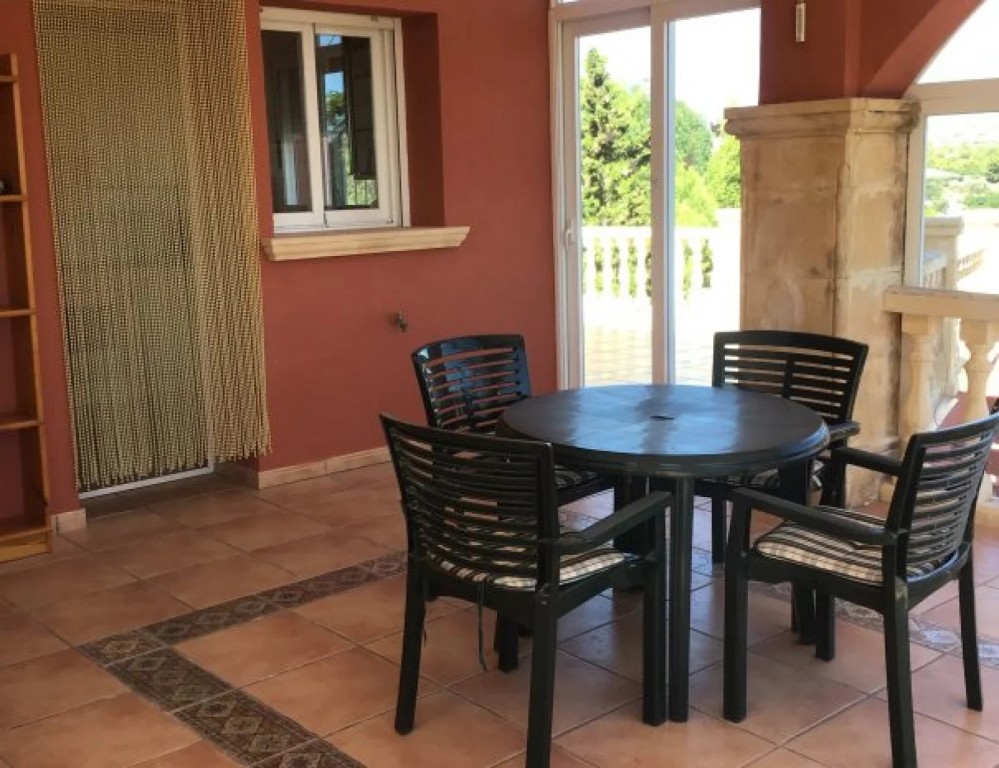 Villa en venta en Alfas Del Pi