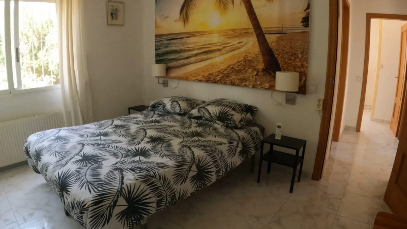 Villa en venta en Alfas Del Pi