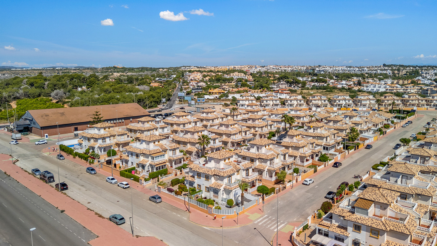 Quad House for sale in Cabo Roig, Alicante, Spain
