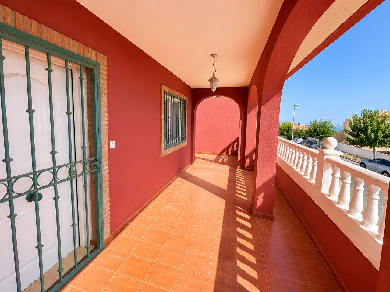 Villa en venta en El Carmoli