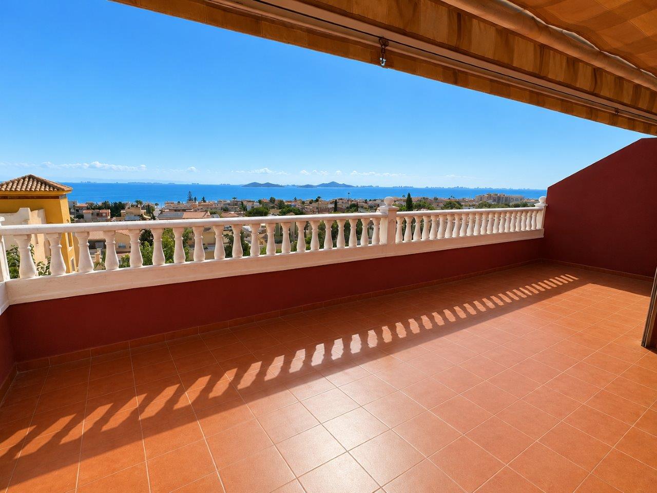 Villa en venta en El Carmoli