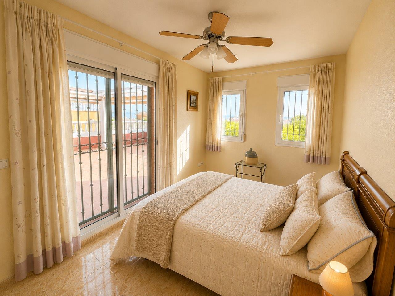 Villa en venta en El Carmoli