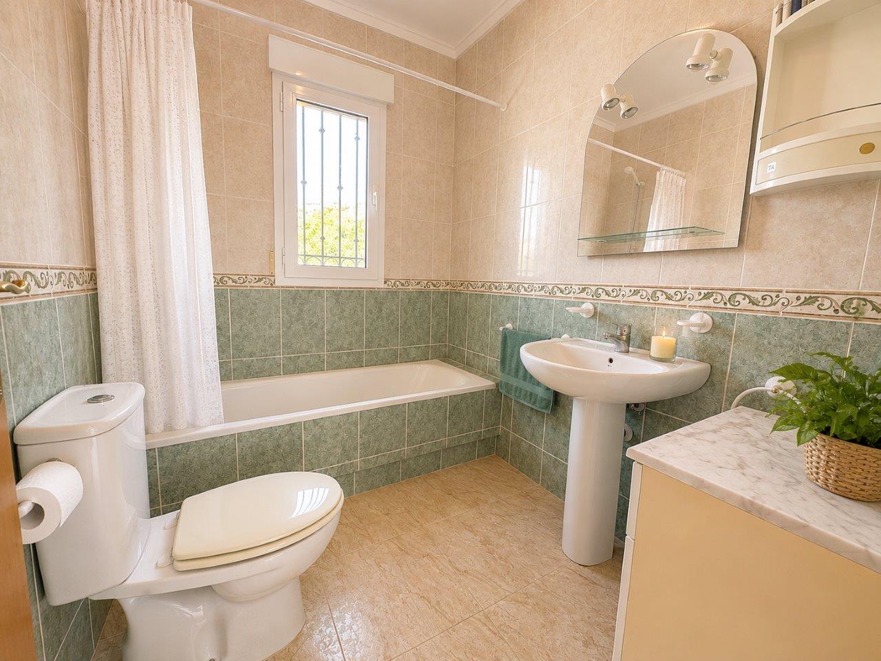 Villa en venta en El Carmoli