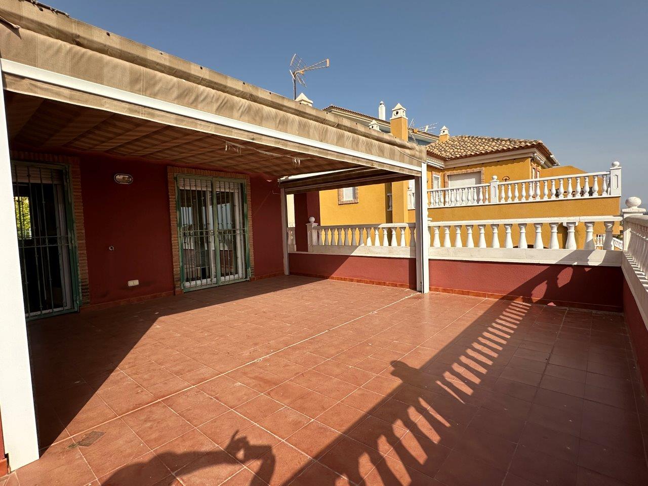 Villa en venta en El Carmoli
