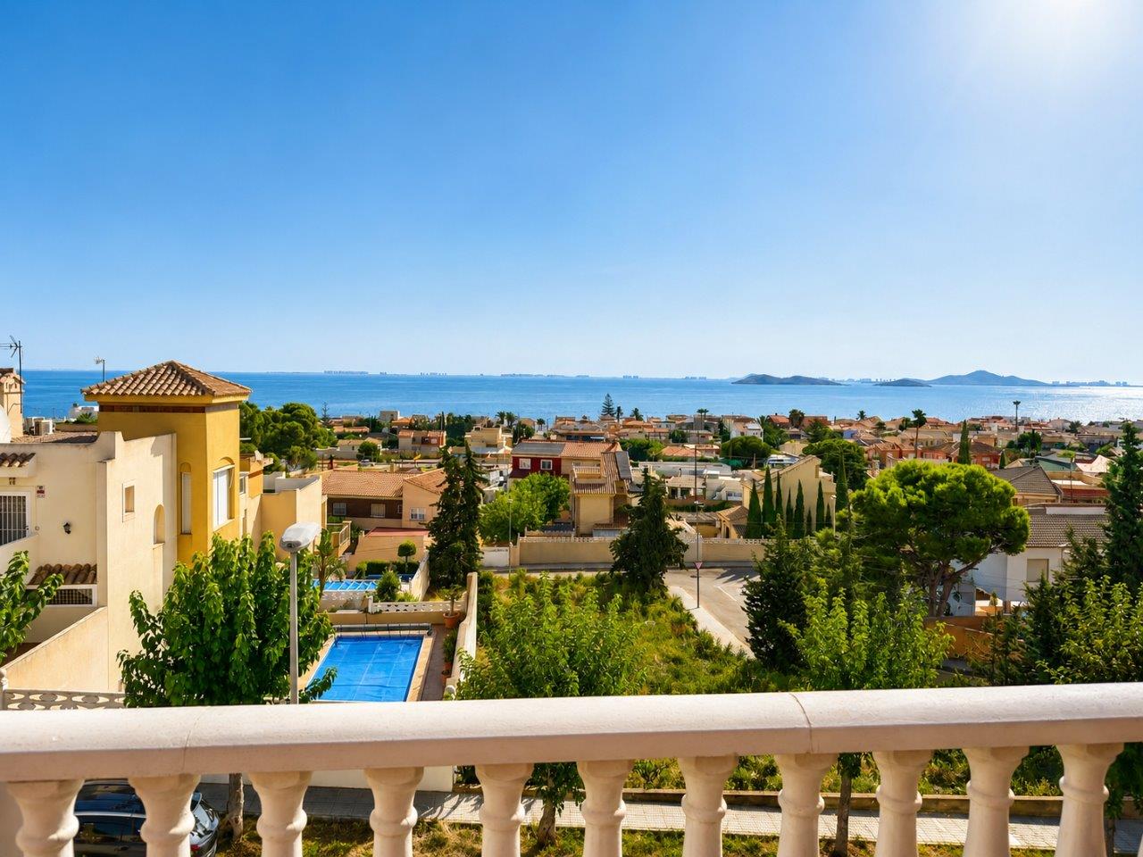 Villa en venta en El Carmoli