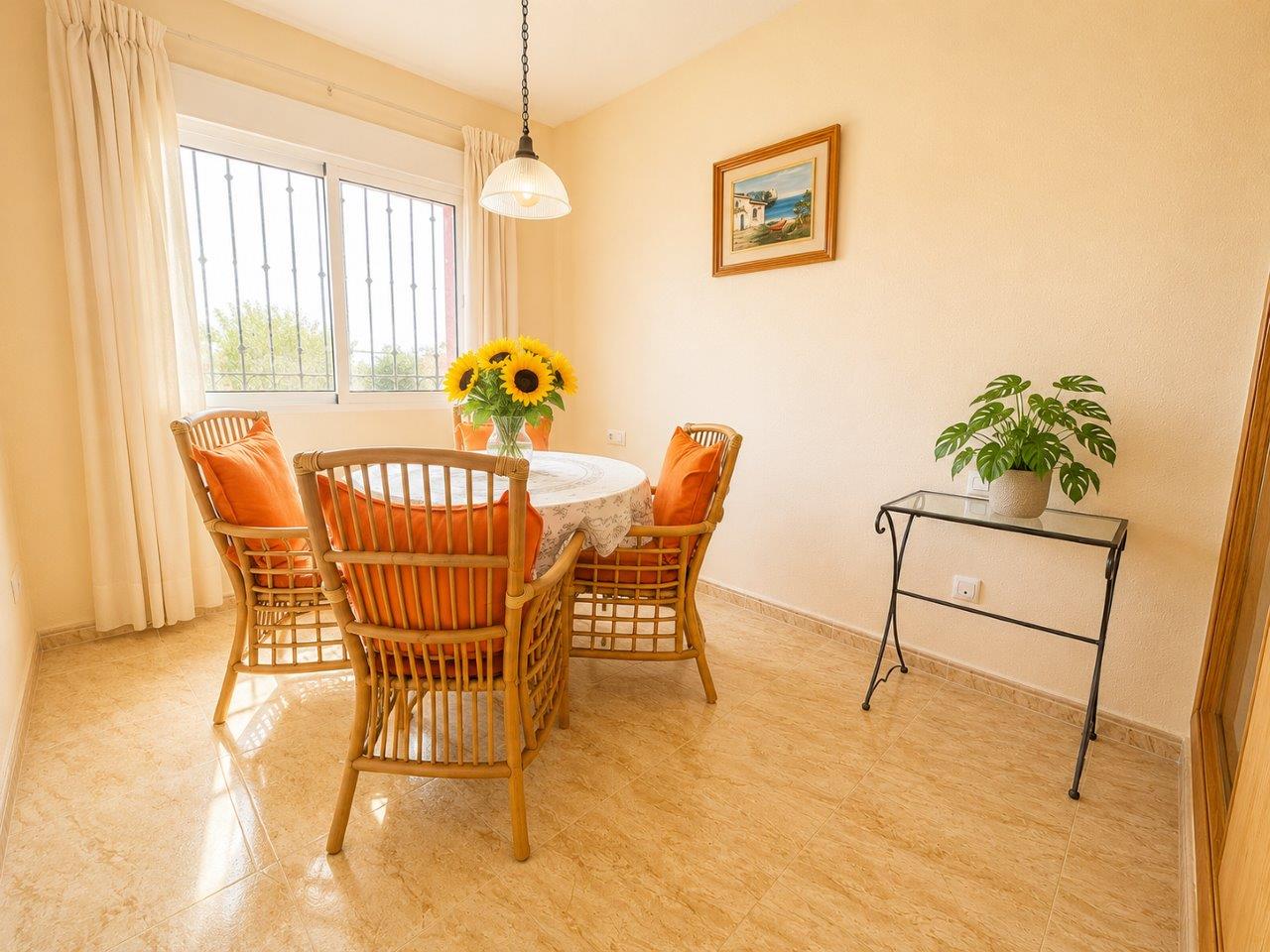 Villa en venta en El Carmoli