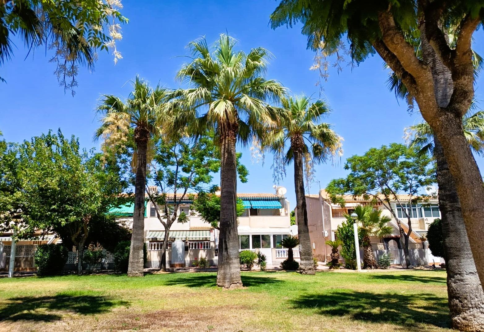 Bungalow for sale in Orihuela Costa, Alicante, Spain