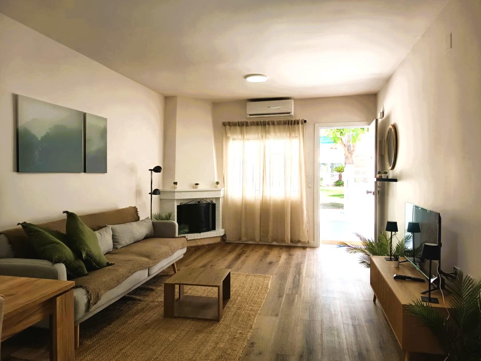 Bungalow for sale in Orihuela Costa, Alicante, Spain