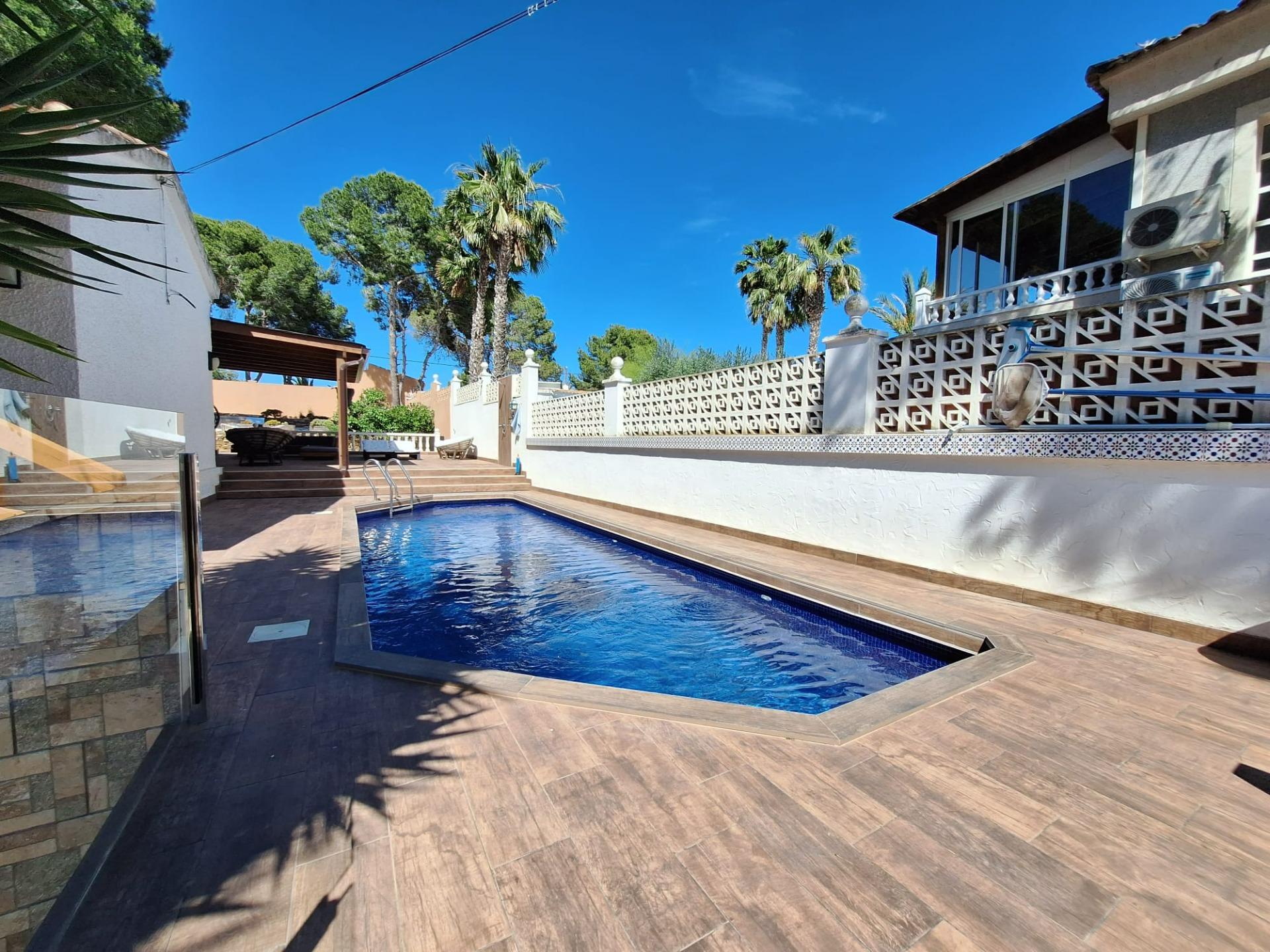 Villa en venta en Pilar De La Horadada