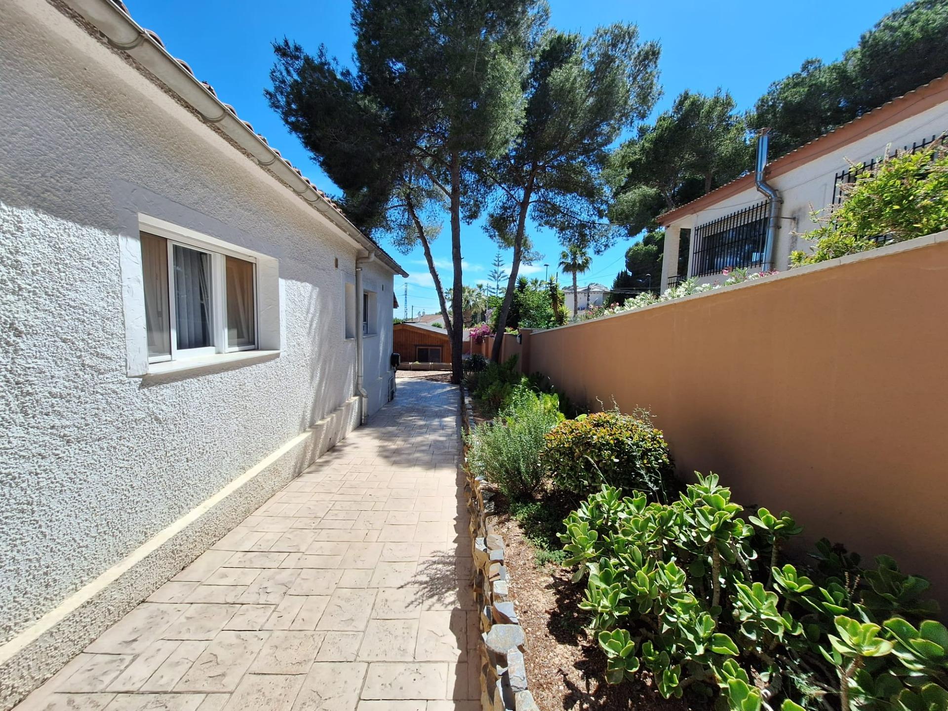Villa en venta en Pilar De La Horadada