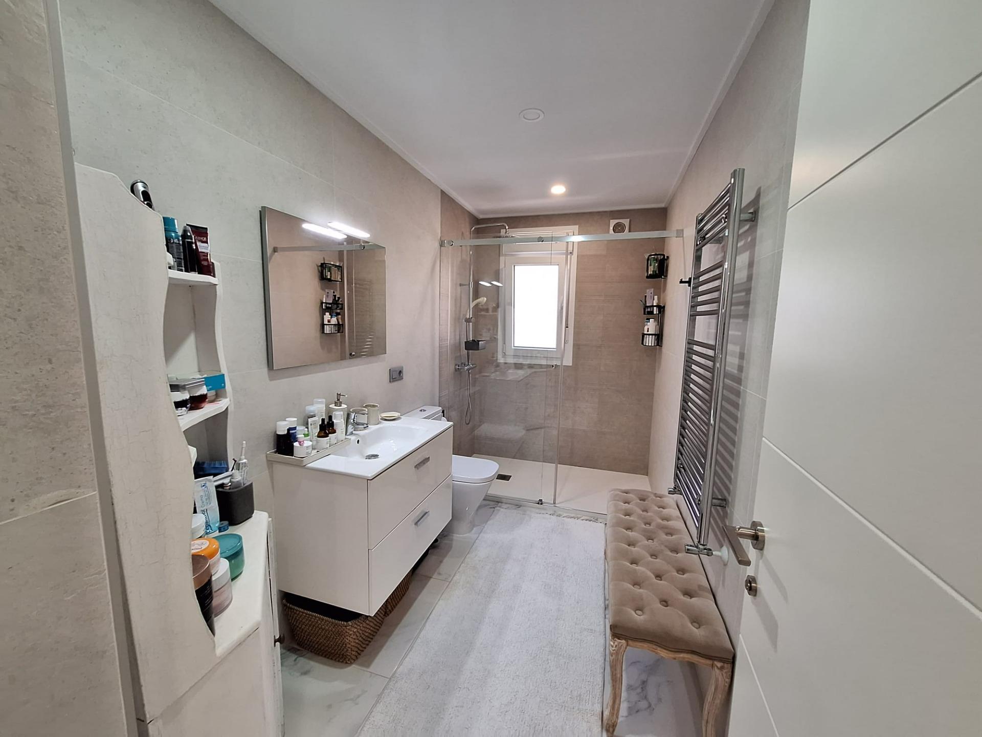 Villa en venta en Pilar De La Horadada