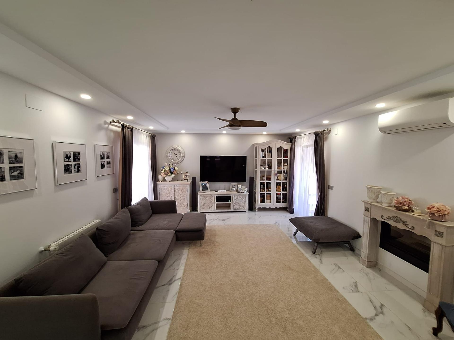 Villa en venta en Pilar De La Horadada