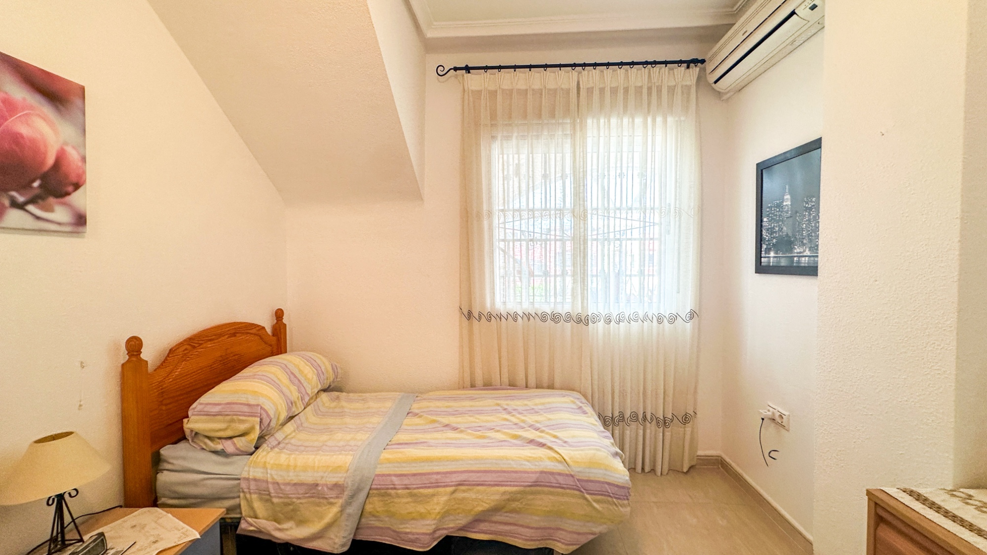 Bungalow for sale in Orihuela Costa, Alicante, Spain